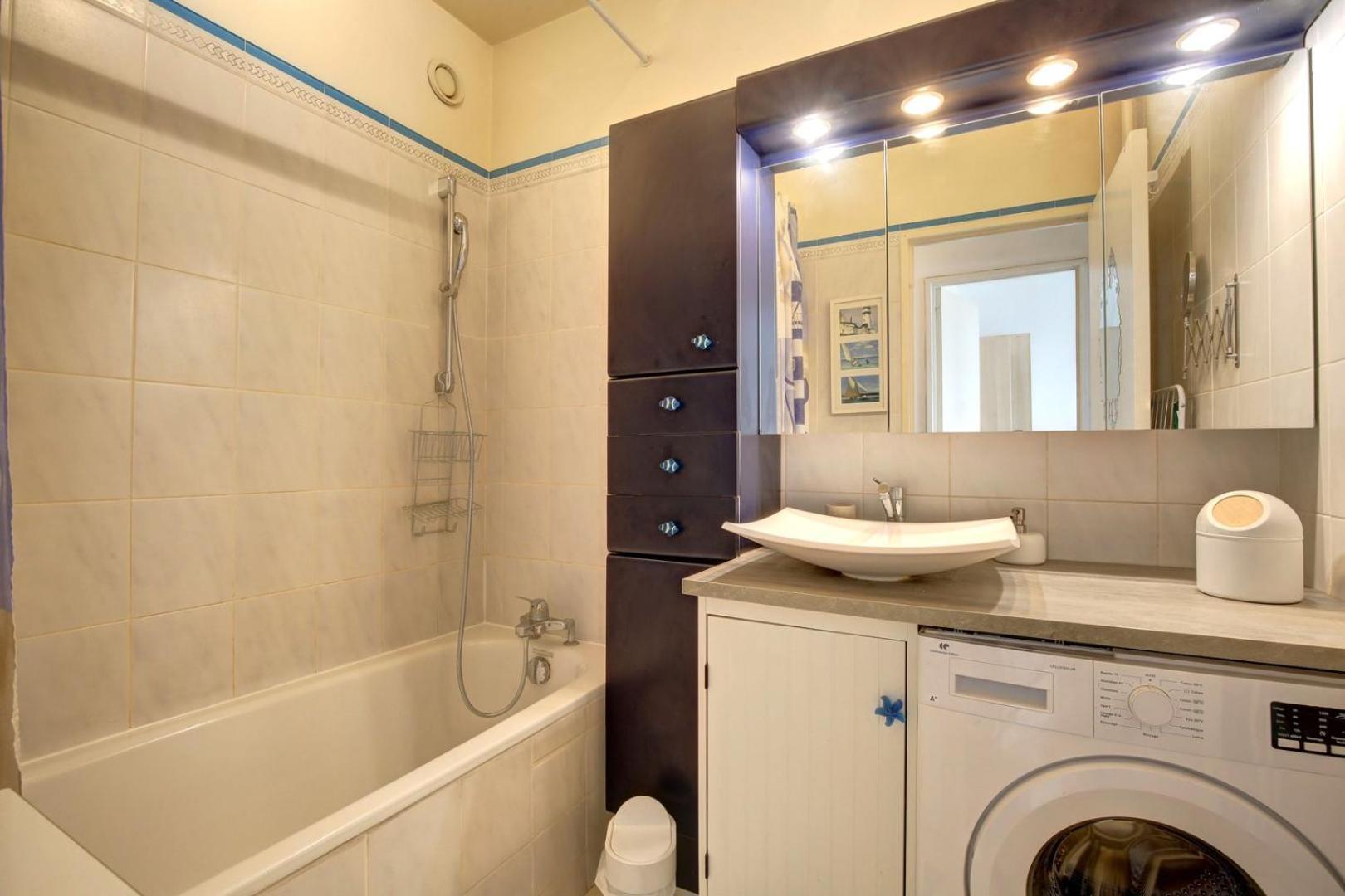 Logement Pour 4 Pers Proche Des Buttes Chaumont Paris Luaran gambar